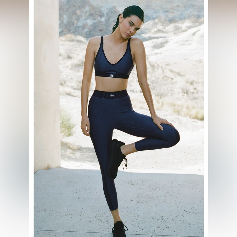 ALO Yoga Midnight Blue Activewear Set